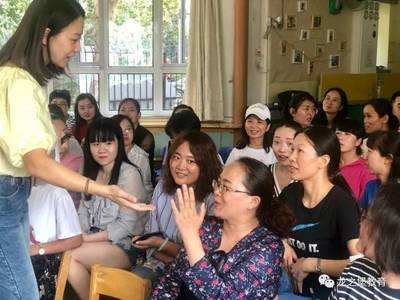 家園同心共筑，圓滿龍堡童年——龍之堡家庭教育成長中心開學第一課暨班級家長會圓滿舉行